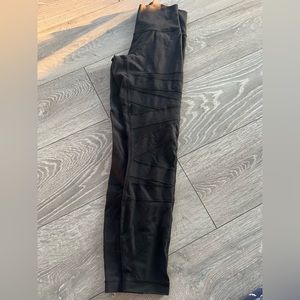 Lululemon Mesh Leggings